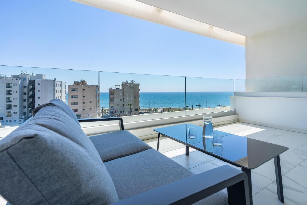 Oyster 1-Br Apt In Larnaca Buitenkant foto